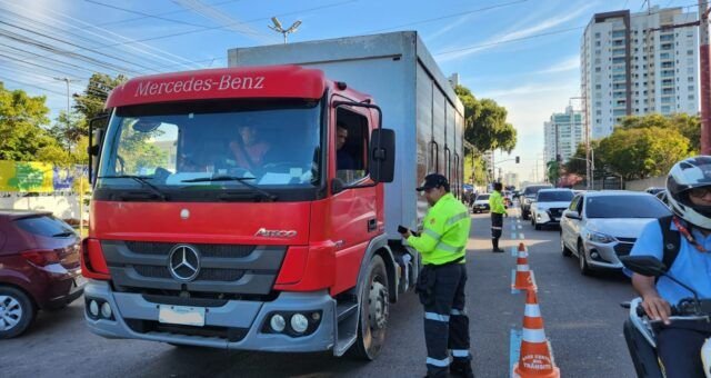 prefeitura-fiscaliza-trafego-d