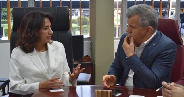 suframa-recebe-comitiva-da-mis