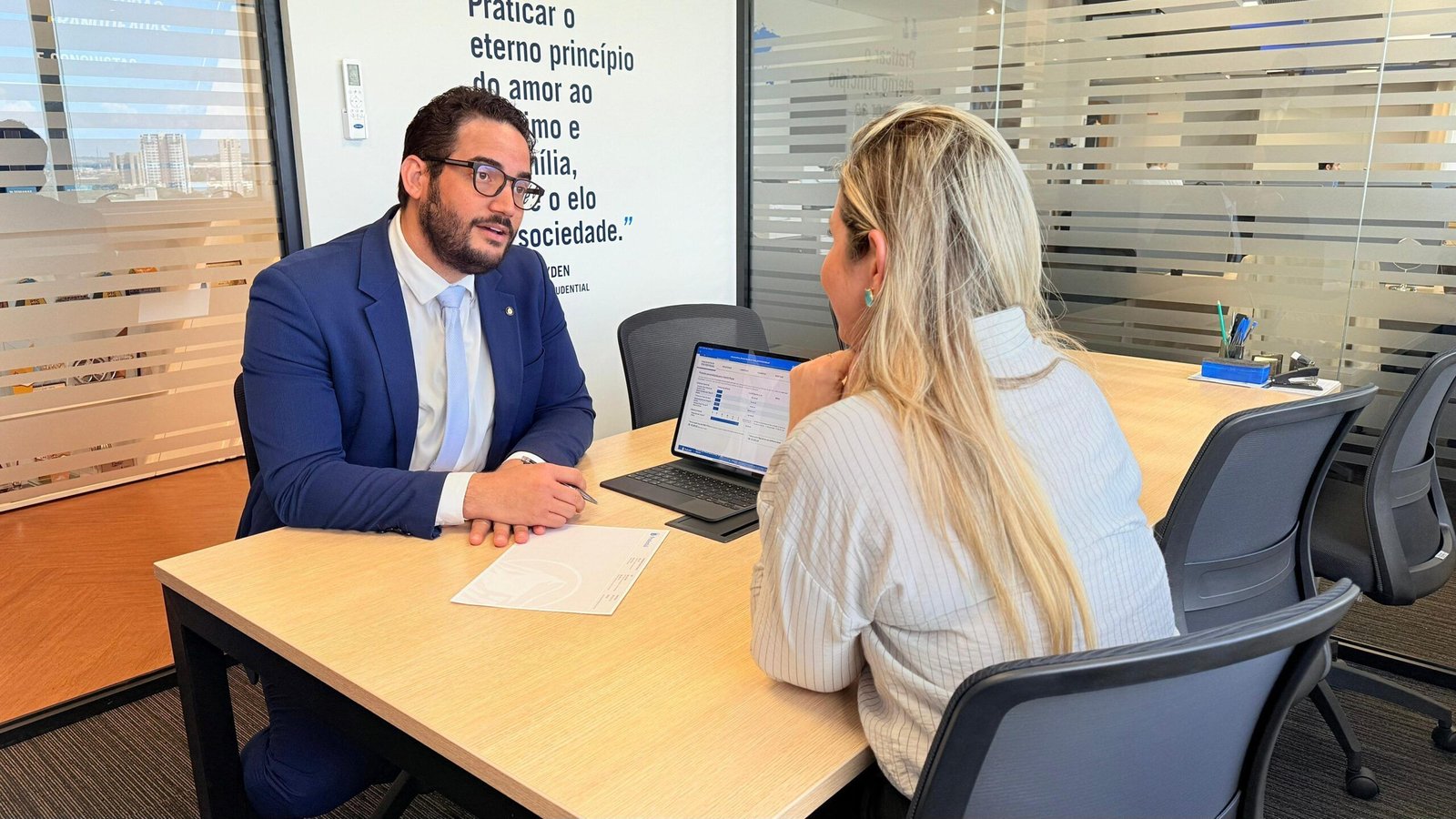 especialista-em-seguros-gustao-queiroga-foto-amaro-jr-1