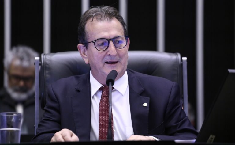 camara-aprova-projeto-que-faci