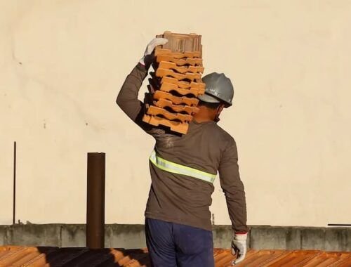 construcao-civil-fecha-primeir