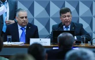 oposicao-elege-presidente-e-re