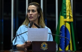 soraya-questiona-licitacao-do-