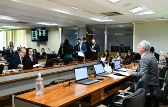 adiada-votacao-de-projeto-que-