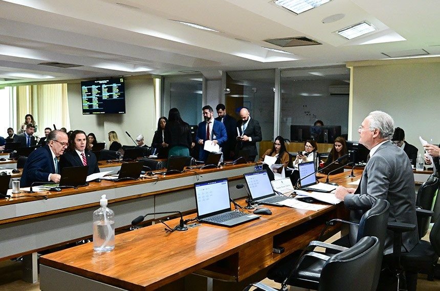 adiada-votacao-de-projeto-que-