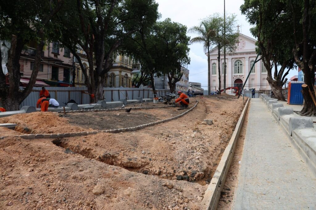 Revitalização da Praça da Igreja dos Remédios no Centro Histórico de Manaus
