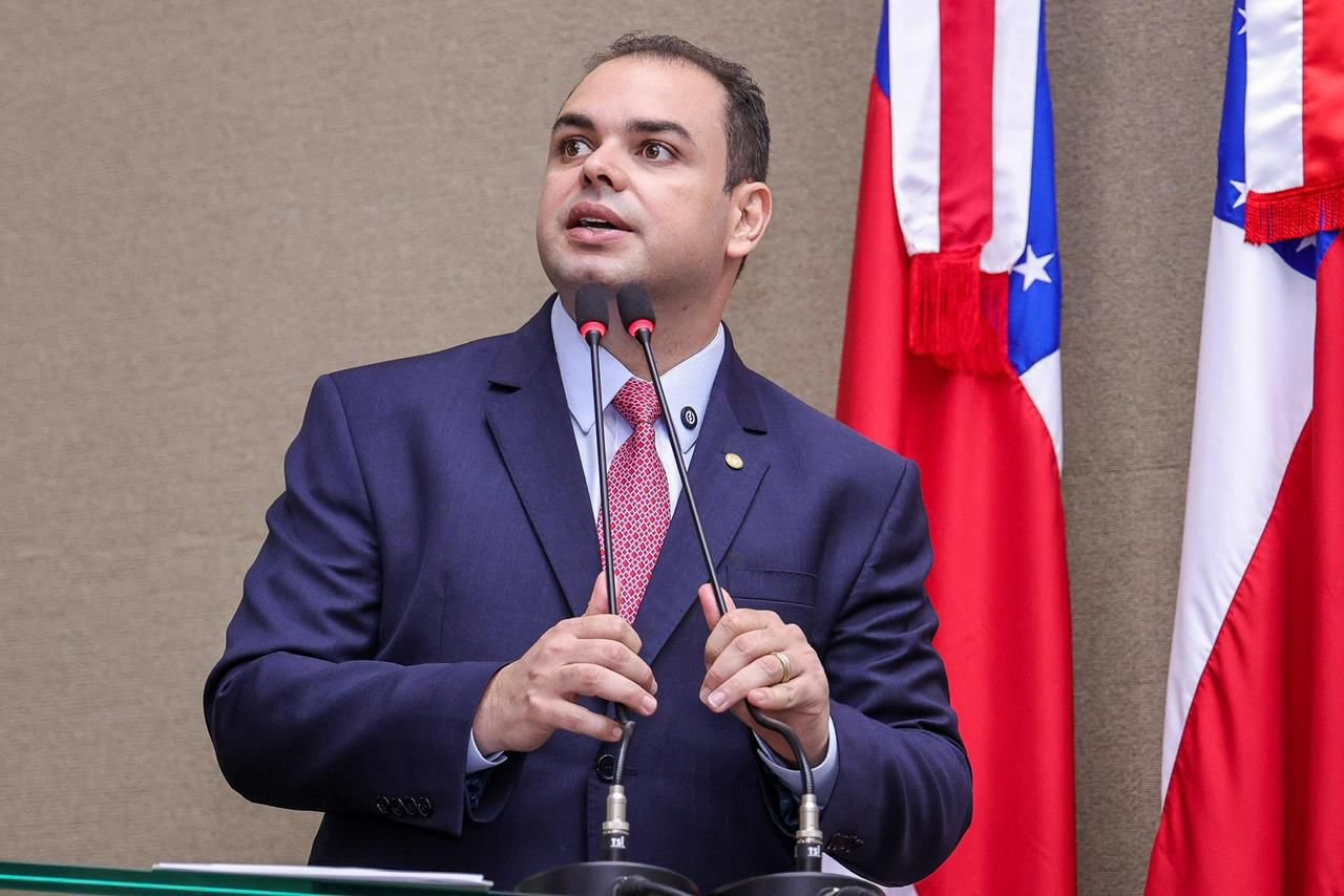 pl-de-autoria-do-presidente-ro
