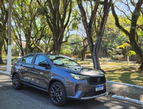 fiat-fastback-hybrid-2026-combina-eficiencia-e-praticidade-em-diferentes-cenarios-sergio-dias-21