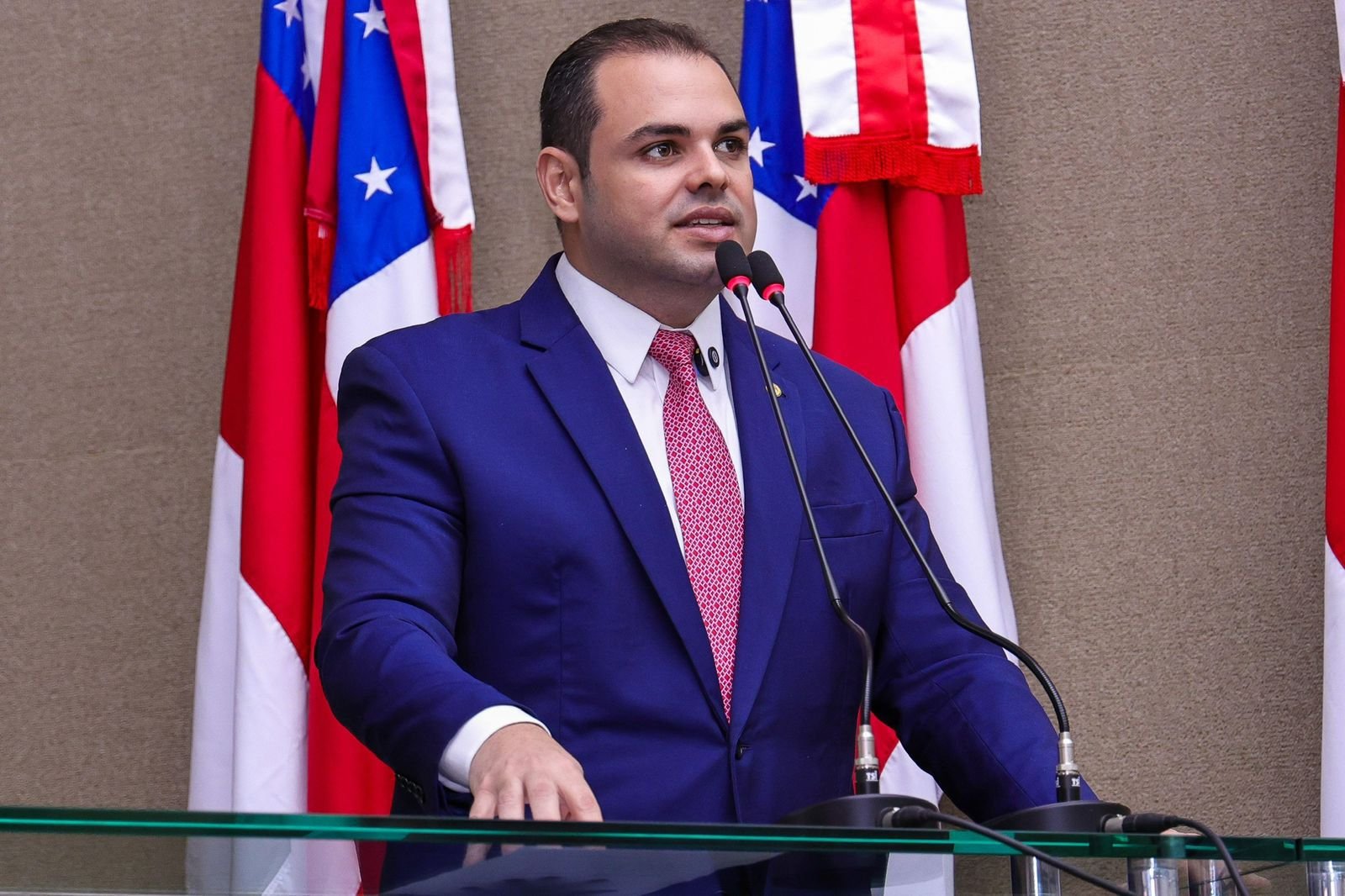 golpes-virtuais-na-mira-deputa