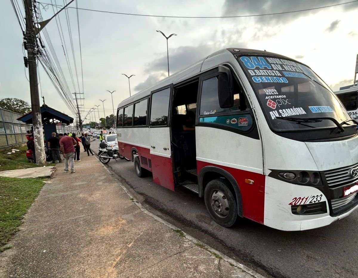 micro-onibus-executivo-irregular-1