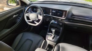 hyundai-creta-2026-reforca-a-disputa-no-segmento-de-suvs-compactos-sergio-dias-3