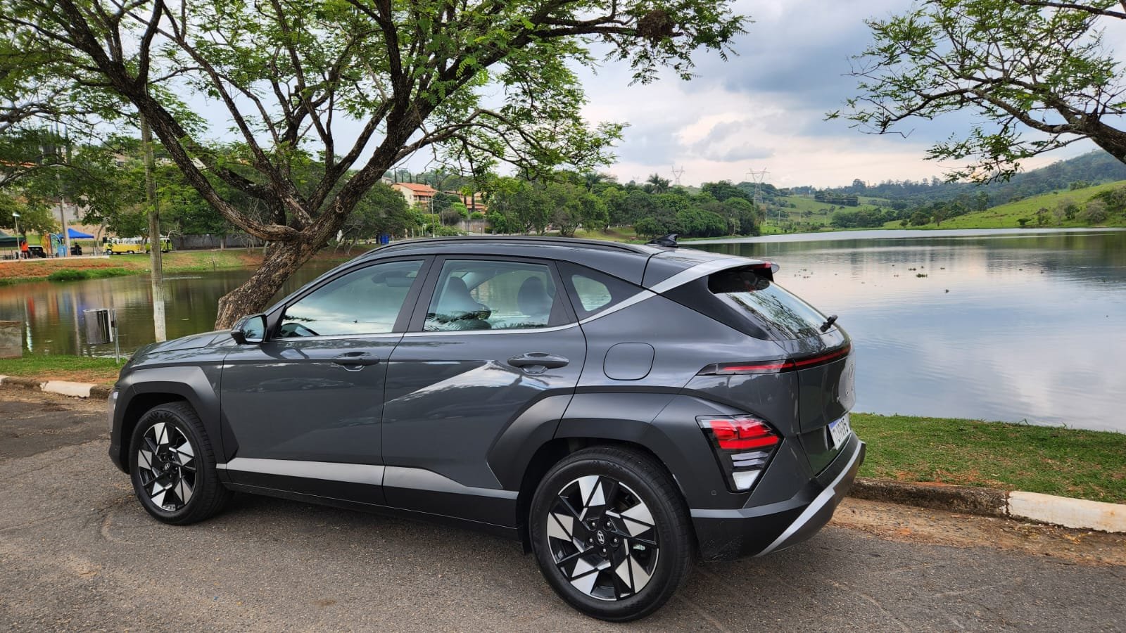 hyundai-kona-hibrido-esta-mais-seguro-amplo-e-conectado-na-linha-2026-sergio-dias-11