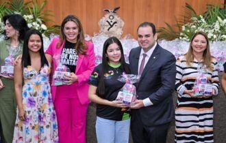 Presidente Roberto Cidade abre programação alusiva aos 21 Dias de Ativismo e reforça ações legislativas de proteção às mulheres