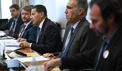 Debate aponta falhas no crédito para produtores rurais afetados pelo clima