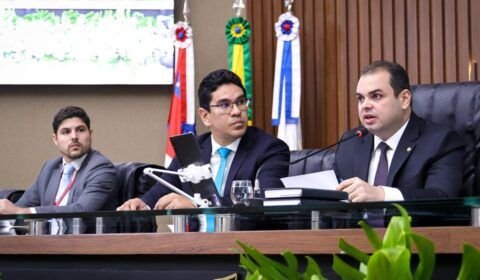 Roberto Cidade comanda votação que aprovou a LOA 2026, com orçamento superior a R$ 38 bilhões