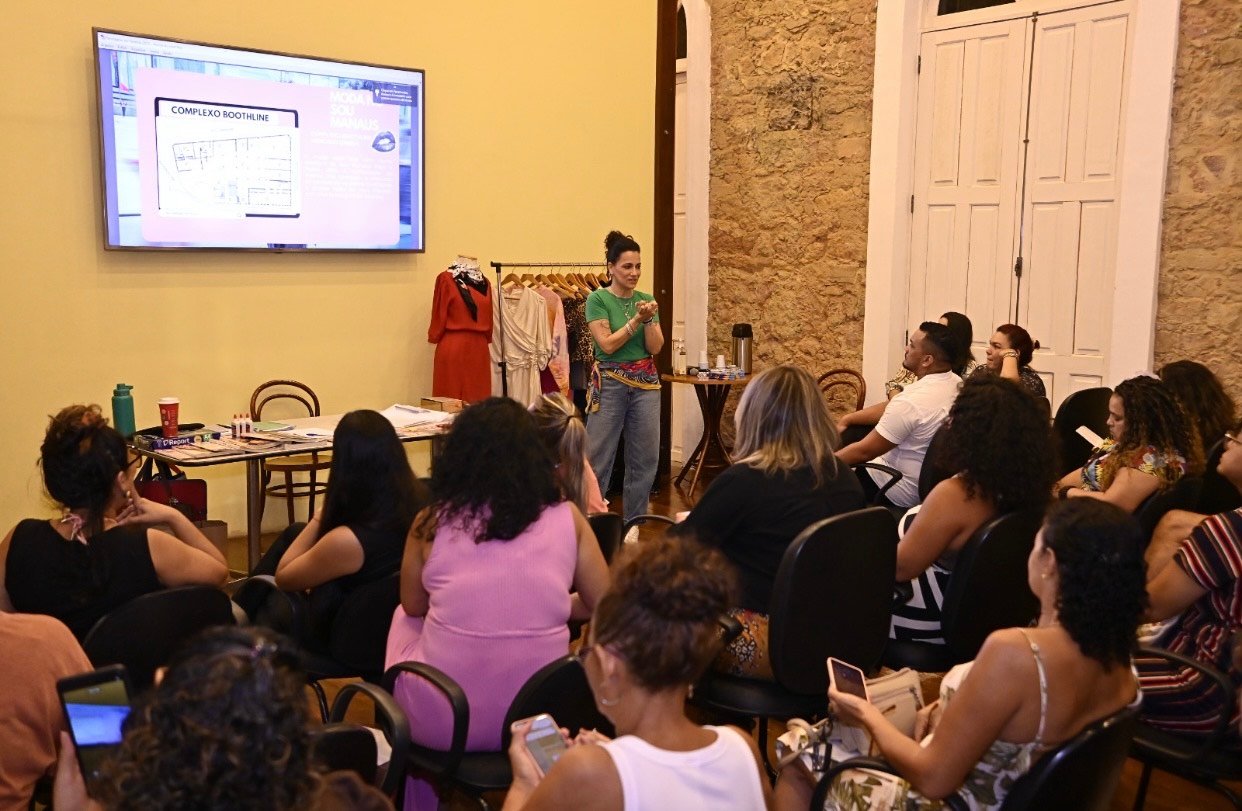 prefeitura-de-manaus-promove-oficina-gratuita-sobre-producao-de-eventos-de-rua-voltados-as-bandas-e-blocos-de-carnaval-2