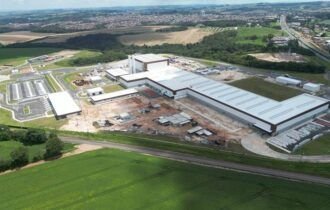 ambev-inaugura-fabrica-de-vidr