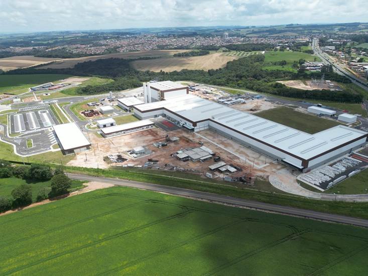 ambev-inaugura-fabrica-de-vidr