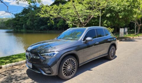 mercedes-benz-glc-300-4matic-a