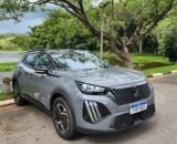 peugeot-aposta-na-tecnologia-hibrida-e-amplia-vendas-da-linha-2008-2026-sergio-dias-20