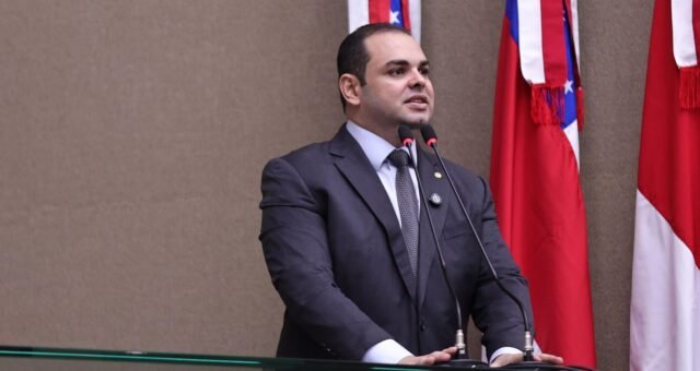 Presidente Roberto Cidade celebra promulgação de lei que agiliza licenças ambientais para a pavimentação BR-319