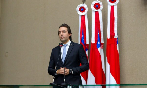 Deputado Thiago Abrahim propõe inclusão da educação para o trânsito no currículo das escolas do Amazonas