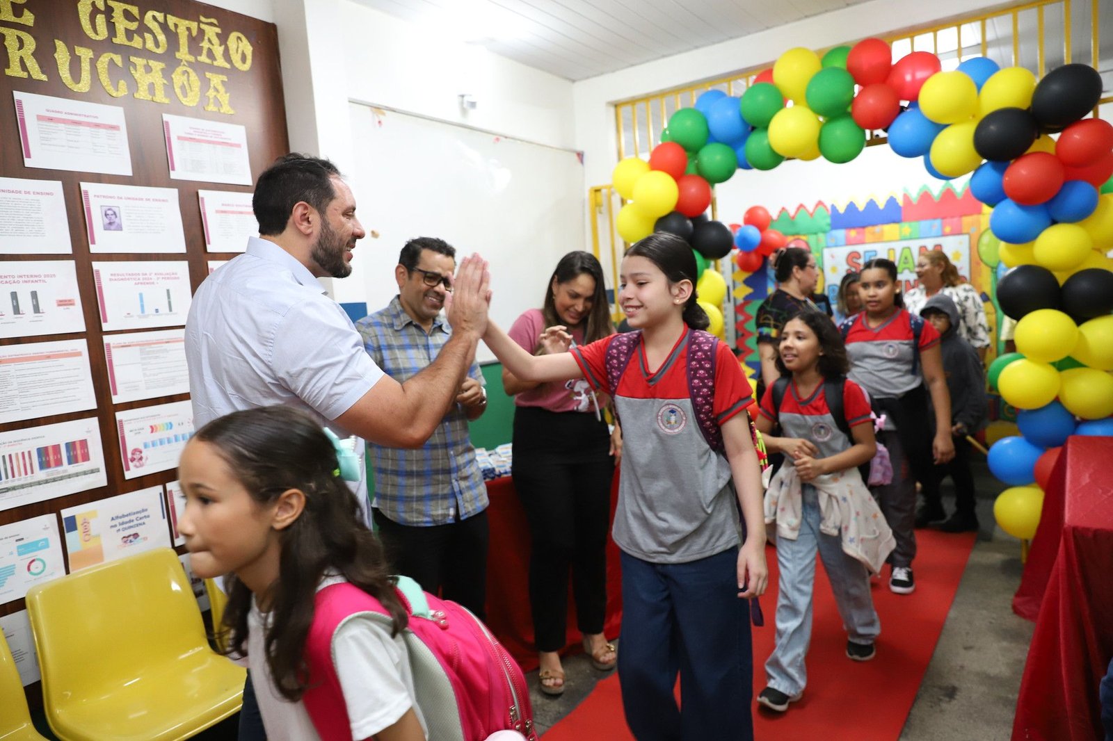 mais-de-242-mil-estudantes-ini