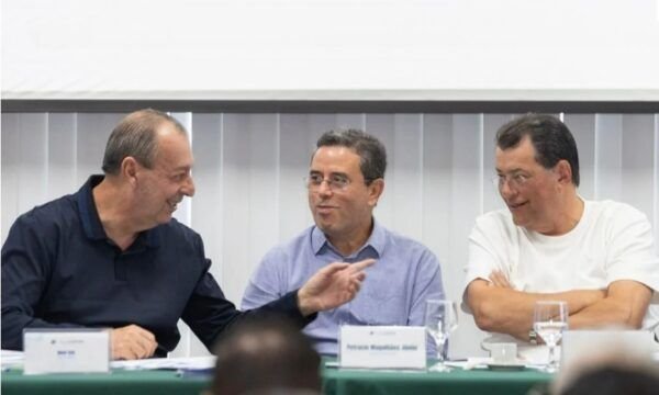 omar-aziz-reforca-apoio-ao-coo