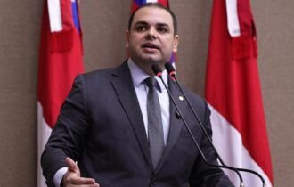 Roberto Cidade cobra planejamento urbano diante de crescimento de favelas em Manaus