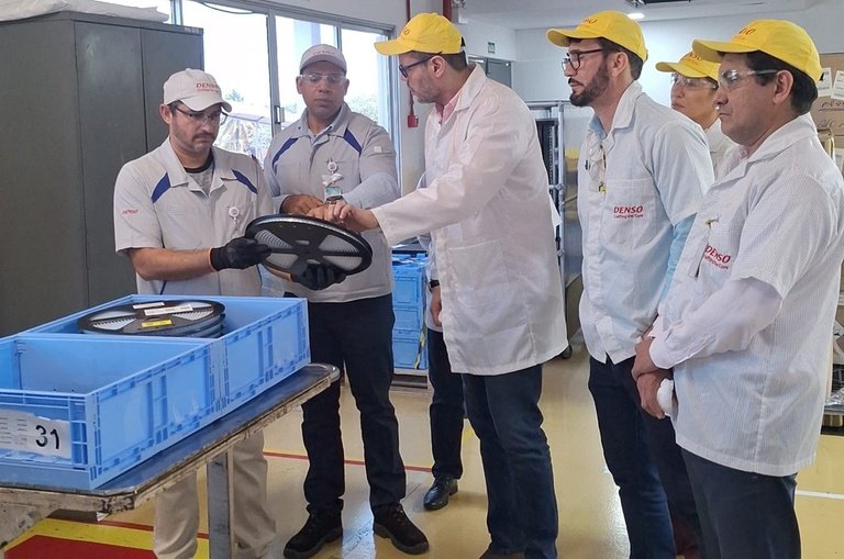 44ef7d95-eb6a-42e8-a01f-1c0e69219cc7-1