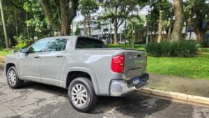 ram-rampage-2026-atua-no-limite-de-uso-urbano-e-amplia-alcance-na-estrada-sergio-dias-2