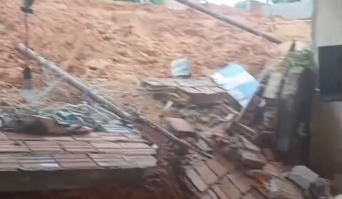 casa-desaba-no-bairro-novo-isr