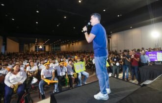 david-almeida-reune-mais-de-50