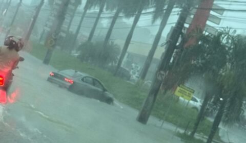 forte-chuva-provoca-alagamento
