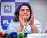 mec-pune-fametro-por-baixo-des