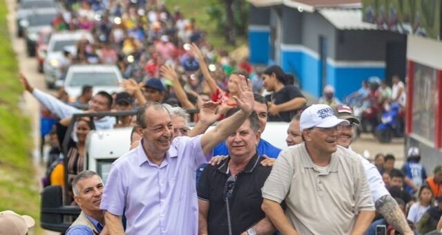 omar-aziz-cumpre-agenda-no-alt