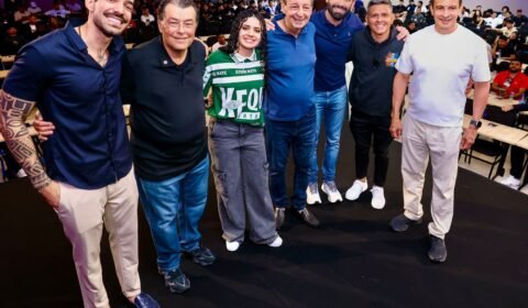 omar-aziz-participa-de-evento-