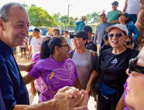 omar-aziz-recebido-com-carinho