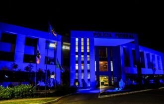 pf-participa-de-homenagem-glob