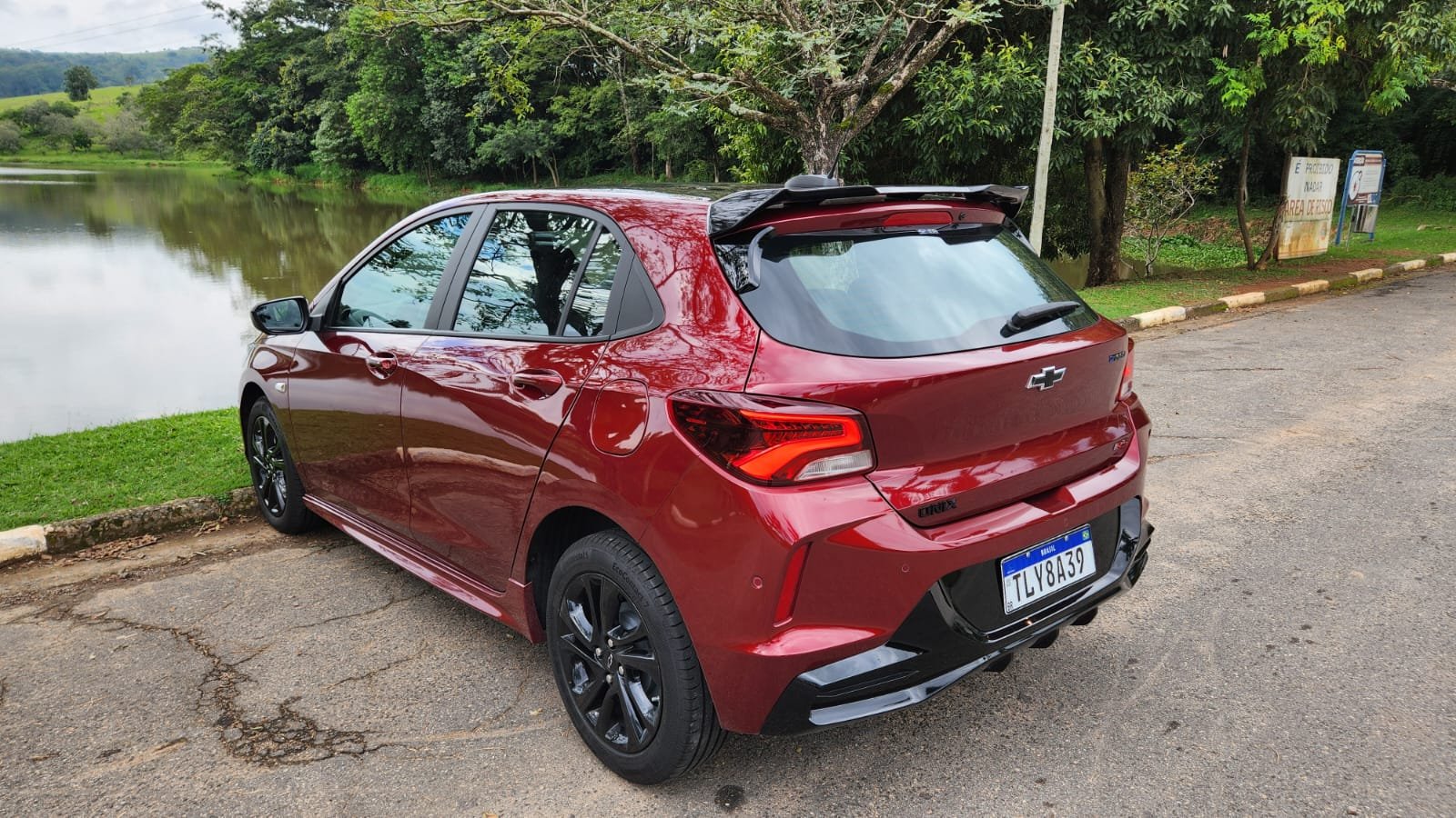 chevrolet-onix-2026-evolui-e-ganha-espaco-no-mercado-sergio-dias-12