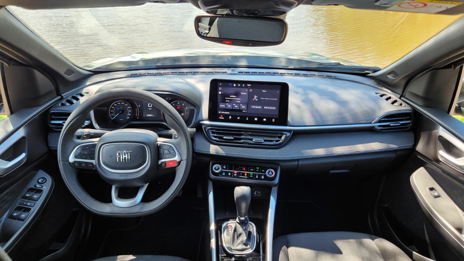 fiat-fastback-2026-aposta-na-eletrificacao-leve-para-crescer-no-mercado-divulgacao-11