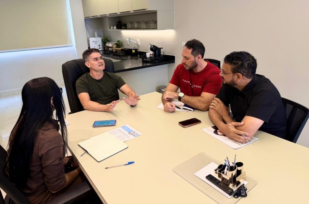 david-almeida-reune-nucleo-tec