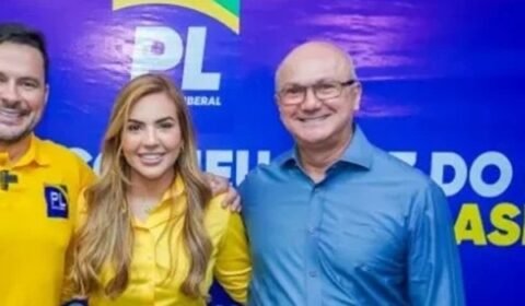 pai-e-filha-em-lados-opostos-m