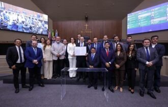 roberto-cidade-assume-o-govern