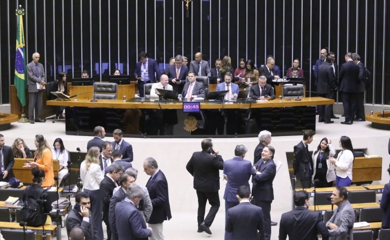 debate-sobre-emendas-parlament