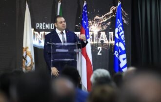 durante-premiacao-da-industria