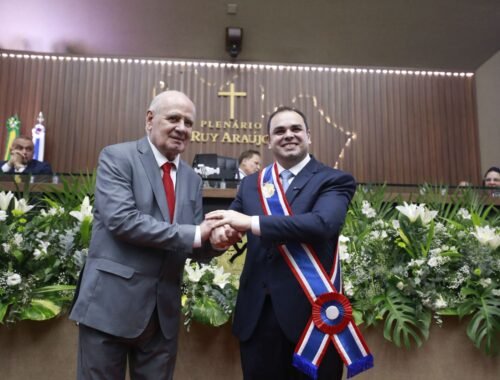 roberto-cidade-toma-posse-como