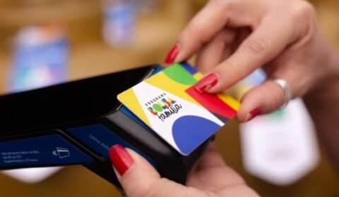 bolsa-familia-beneficia-193-mi