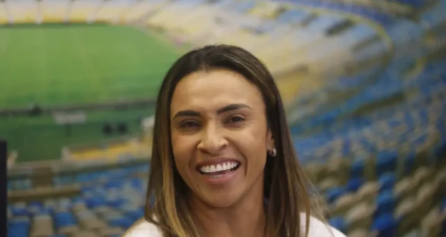 com-marta-como-embaixadora-tes
