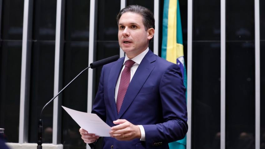 hugo-motta-deve-segurar-avanco